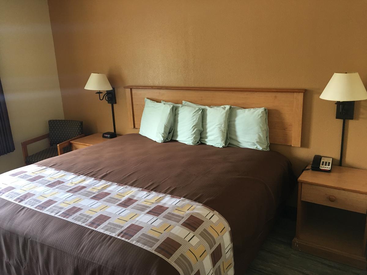 Hometown Inn-Soddy Daisy Bagian luar foto