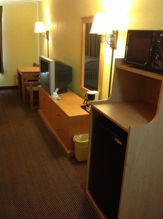 Hometown Inn-Soddy Daisy Bagian luar foto